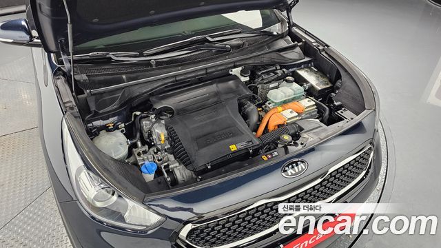 Kia Niro Prestige - фото 4