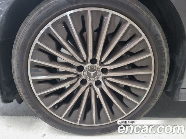 Mercedes-Benz CLE-Class C236 CLE200 Cabriolet - фото 4