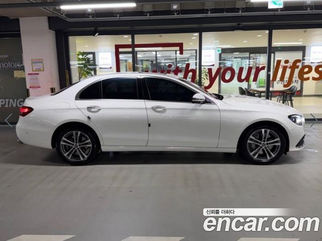 Mercedes-Benz E-Class W213 E350 4MATIC Avantgarde - фото 2