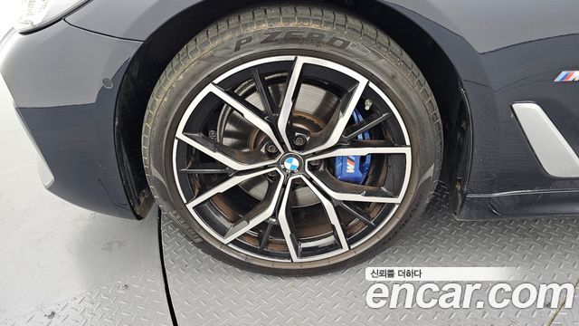 BMW 5-Series G30 530i M Sport Package - фото 4