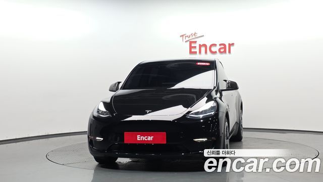 Tesla Model Y Long Range AWD - фото 2