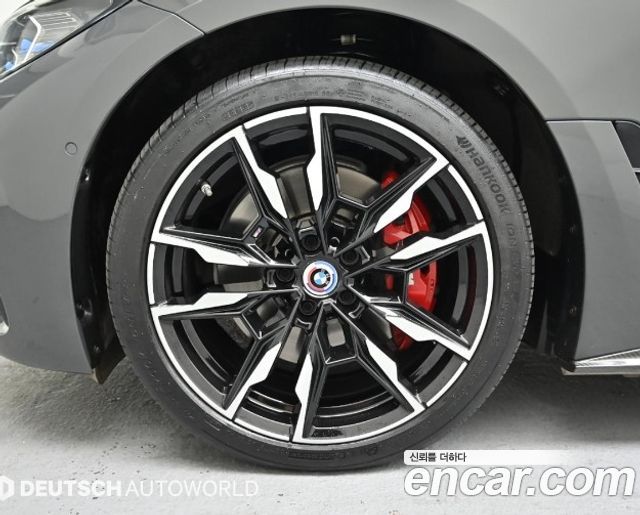 BMW i4 M50 Pro - фото 4