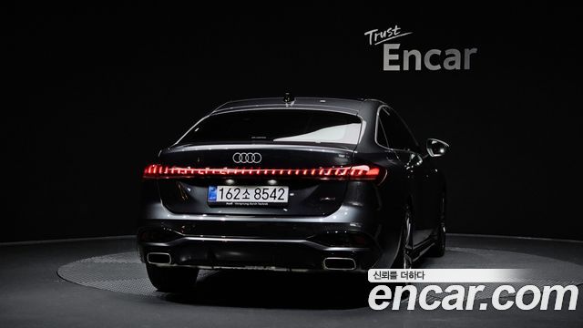 Audi A5 B10 40 TFSI Quattro S Line - фото 3