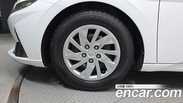 Hyundai Avante CN7 1.6 Smart - фото 4