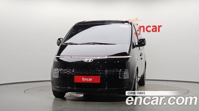 Hyundai Staria Cargo 5-Seater Modern - фото 1