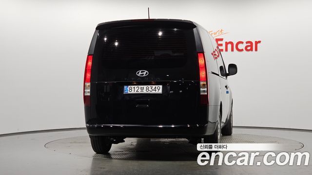 Hyundai Staria Cargo 5-Seater Modern - фото 2