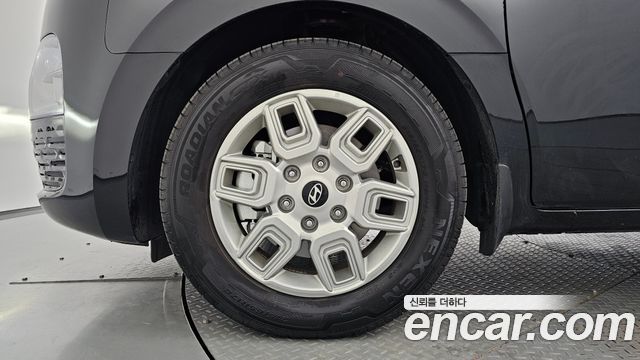 Hyundai Staria Cargo 5-Seater Modern - фото 3