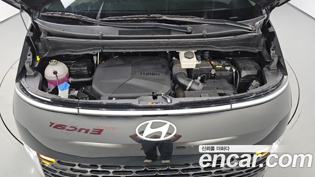 Hyundai Staria Cargo 5-Seater Modern - фото 4