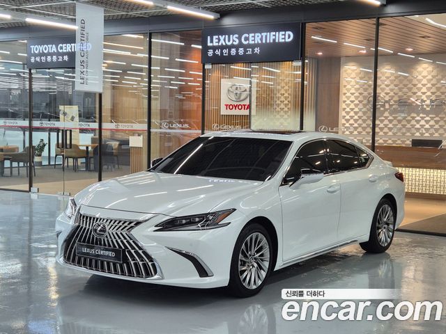 Lexus ES 7-го поколения Executive - фото 0