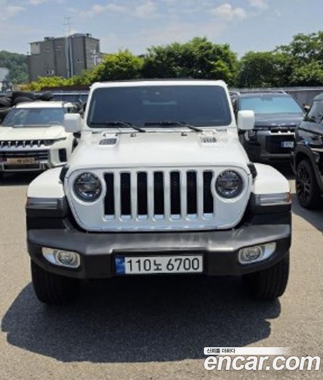 Jeep Wrangler JL 2.0 Overland Power Top 4Door - фото 0