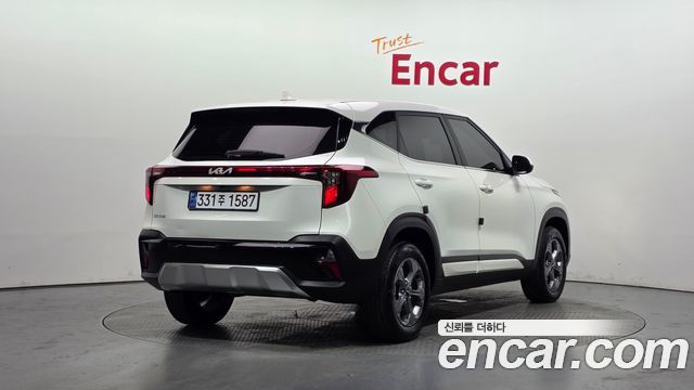 Kia Seltos Новый Gasoline 2.0 2WD Prestige - фото 1