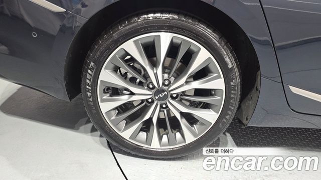 Kia K8 2.5 Gasoline 2WD Noblesse - фото 4
