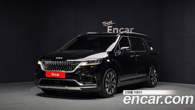 Kia Carnival 4-го поколения 9-Seater Signature - фото 0
