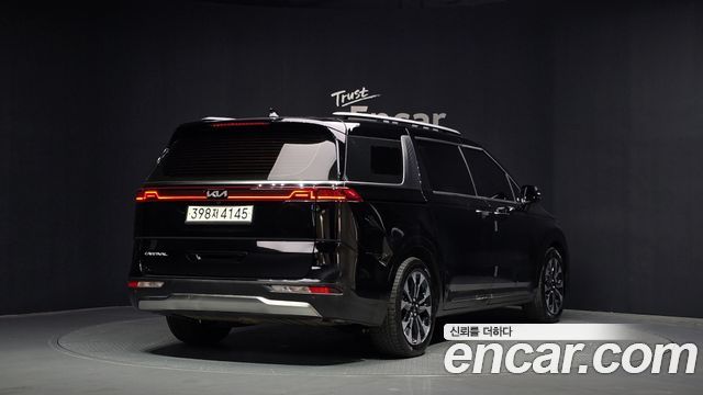 Kia Carnival 4-го поколения 9-Seater Signature - фото 1