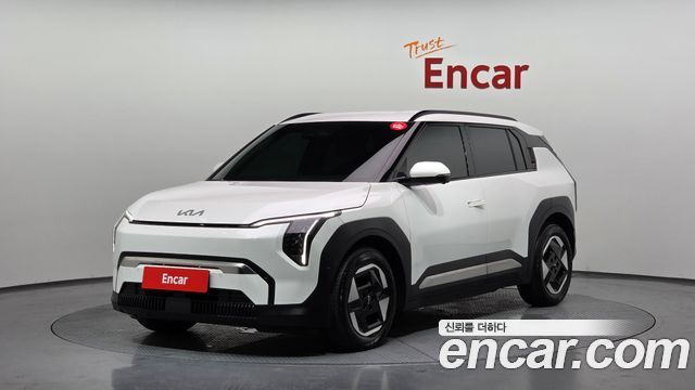 Kia EV3 Long Range 2WD Earth - фото 0