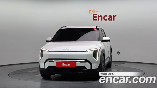 Kia EV3 Long Range 2WD Earth - фото 2