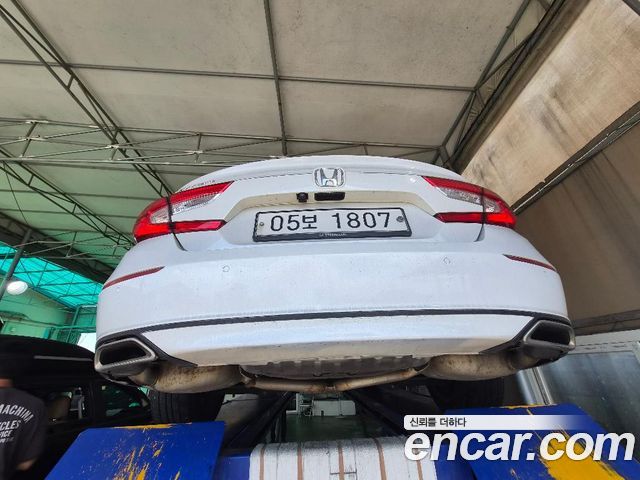 Honda Accord 10-го поколения 1.5 Turbo - фото 1