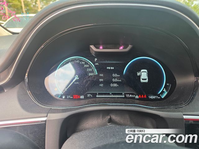 Genesis GV70 2.5T Gasoline 2WD - фото 1