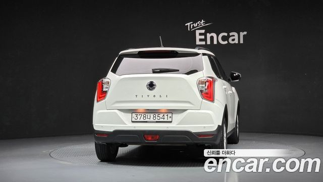 SsangYong Tivoli Gasoline 1.5 2WD V3 - фото 3
