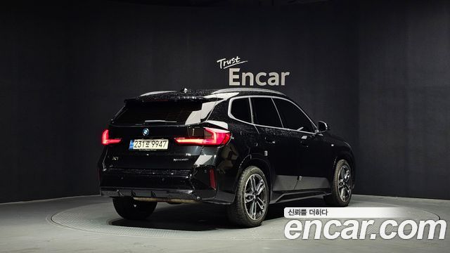 BMW X1 U11 xDrive 20i M Sport - фото 1