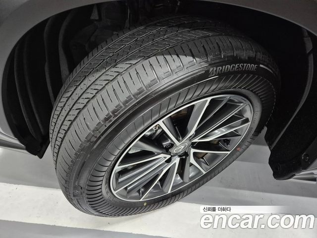 Lexus NX 2-го поколения Premium - фото 4