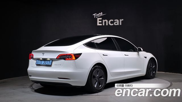 Tesla Model 3 Long Range AWD - фото 1
