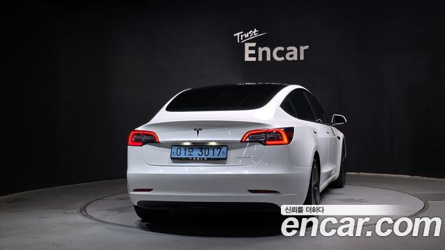Tesla Model 3 Long Range AWD - фото 3