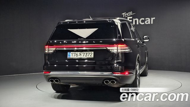 Lincoln Aviator 2-го поколения 3.0 Reserve AWD - фото 3