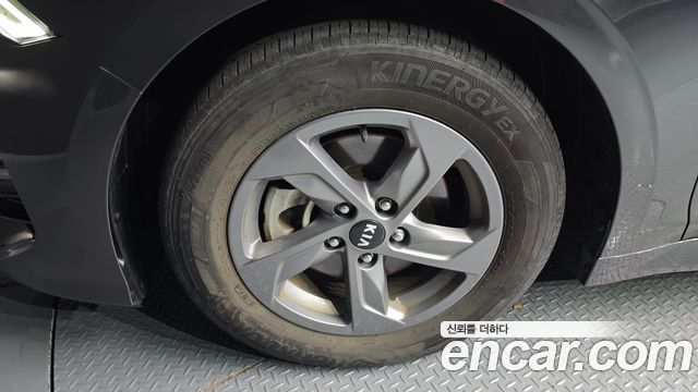Kia K5 3-го поколения 2.0 LPI(Renter car) Strandard - фото 4