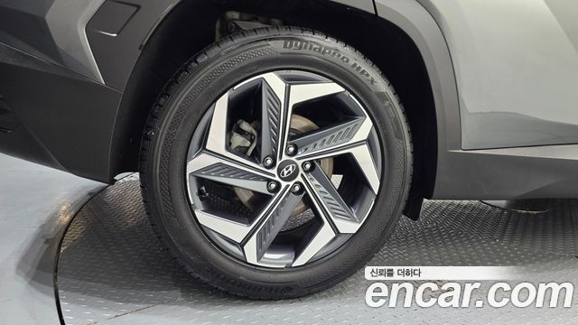Hyundai Tucson NX4 Gasoline 1.6 Turbo 2WD Inspiration - фото 4