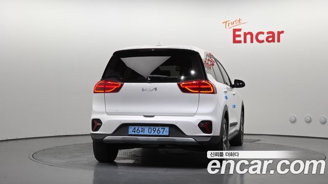 Kia Niro Earth - фото 3