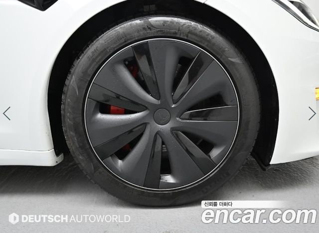 Tesla Model S Plaid - фото 4