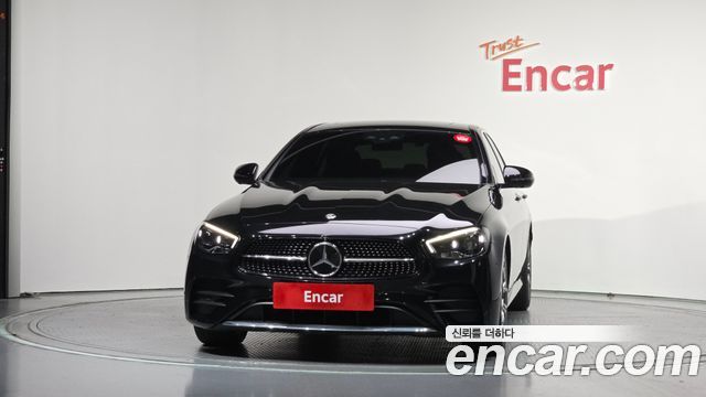 Mercedes-Benz E-Class W213 E220d 4MATIC AMG Line - фото 2