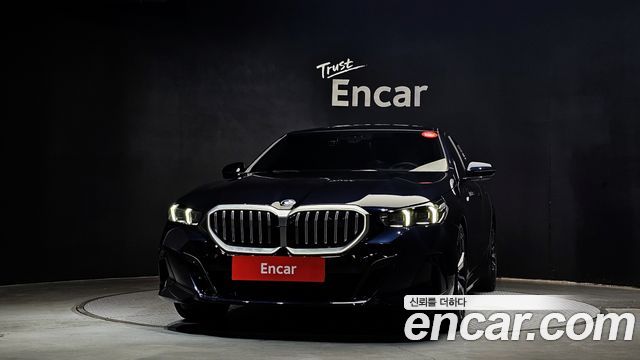 BMW 5-Series G60 530i xDrive M Sport - фото 2