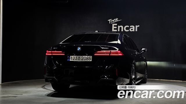 BMW 5-Series G60 530i xDrive M Sport - фото 3
