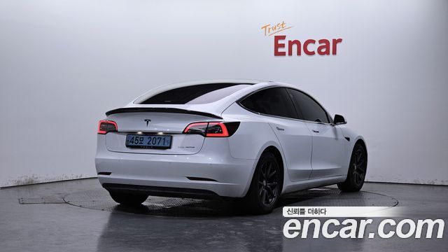 Tesla Model 3 Long Range AWD - фото 1