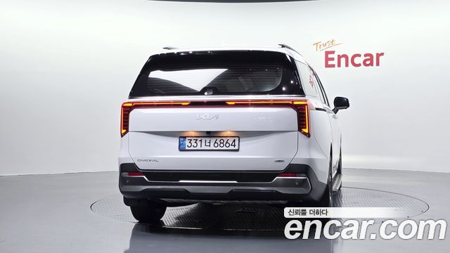 Kia Carnival Новый 4-го поколения HEV 9seater Signature - фото 3