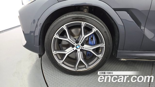 BMW X6 G06 xDrive40i M Sport - фото 4