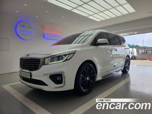 Kia Carnival Новый 9-Seater Prstige - фото 0