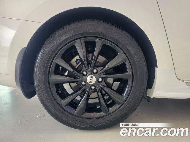 Kia Carnival Новый 9-Seater Prstige - фото 4