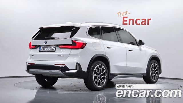 BMW X1 U11 xDrive 20i xLine - фото 0