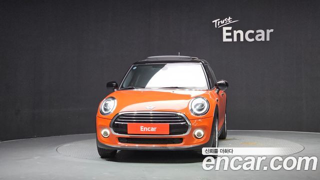 Mini Cooper 5Door HIGH 3rd - фото 2