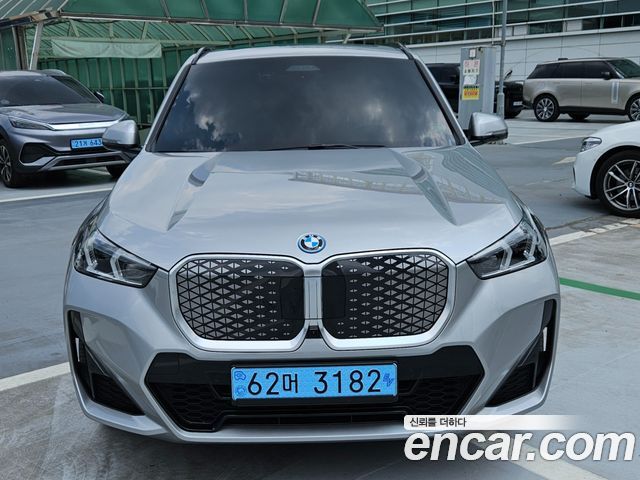 BMW iX1 U11 xDrive 30 M Sport - фото 2