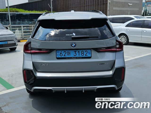 BMW iX1 U11 xDrive 30 M Sport - фото 3