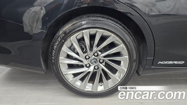 Lexus ES 7-го поколения Executive - фото 4
