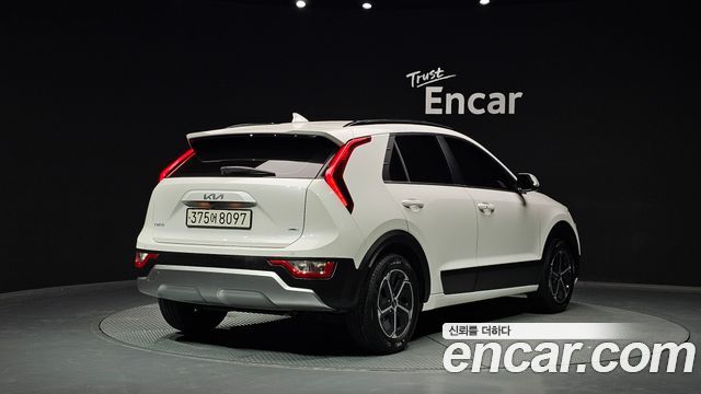 Kia Niro Совершенно новый Trendy - фото 1