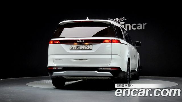 Kia Carnival 4-го поколения 9-Seater Prestige - фото 3