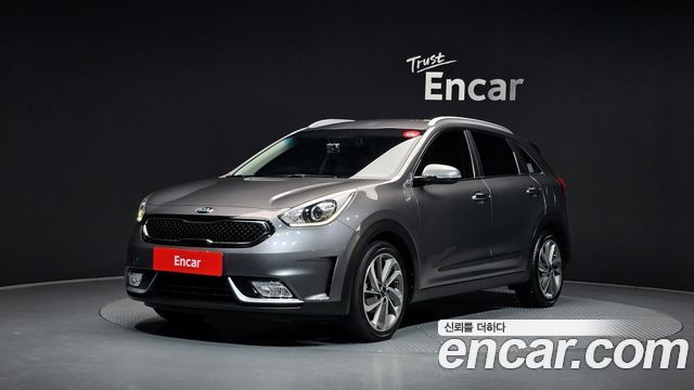 Kia Niro Prestige - фото 0
