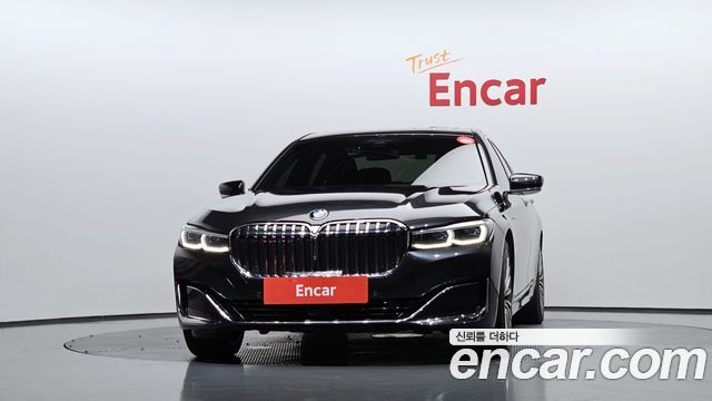 BMW 7-Series G11 745e iPerformance Design Pure Excellence - фото 2