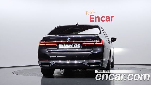 BMW 7-Series G11 745e iPerformance Design Pure Excellence - фото 3